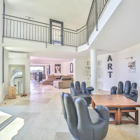 Luxury Cannes Suites@pool Willa